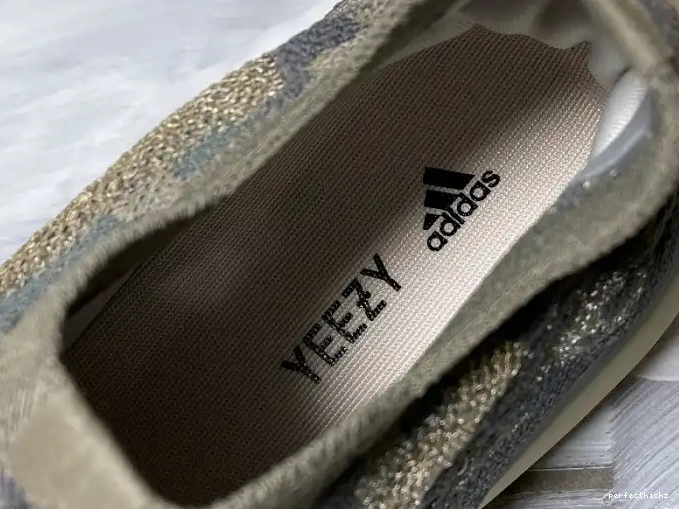 FX9846 380 Adidas Boost Reflective Yeezy Mist 0624